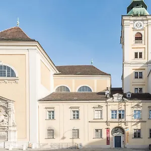 Benediktushaus Im Schottenstift Konukevi